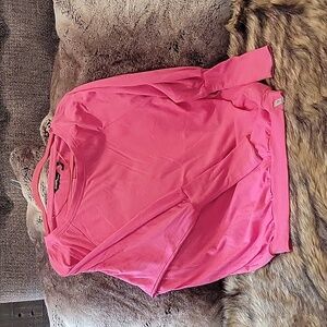 Guess Top Size Small